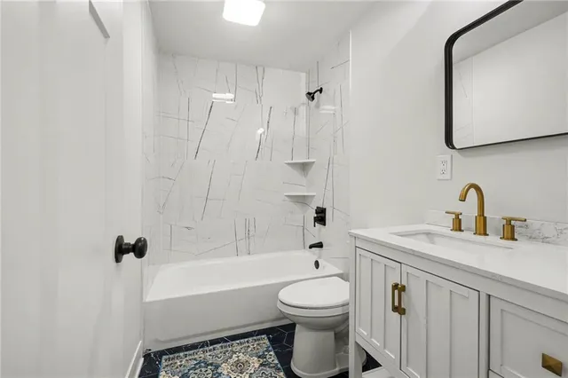 $424,950 | 5312 Reeds Road, Mission, KS 66202