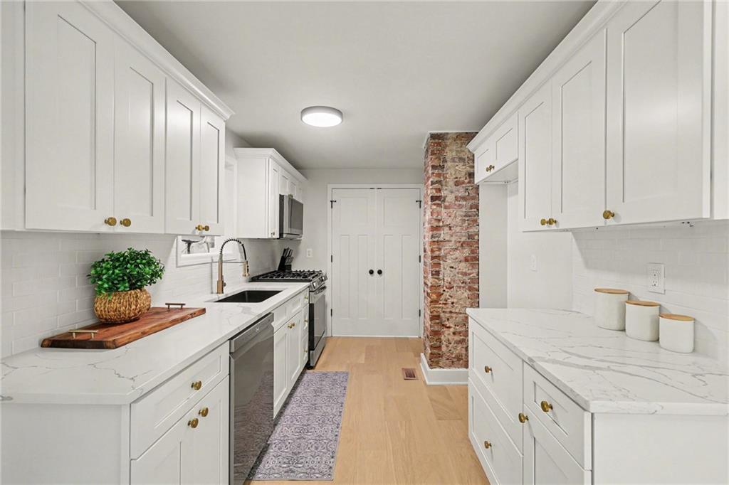 5312 Reeds Road Mission, KS 66202 - Photo 5 of 28