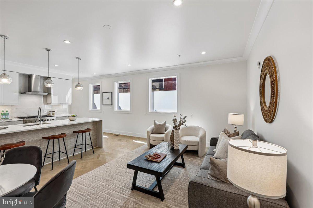 2429 Ontario Road Northwest, Unit 2 Washington, DC 20009 - Photo 3 of 52 Lots of natural light