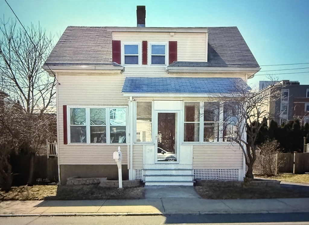 24 Raymond Road Salem, MA 01970 - Photo 1 of 34 Gallery Image 1