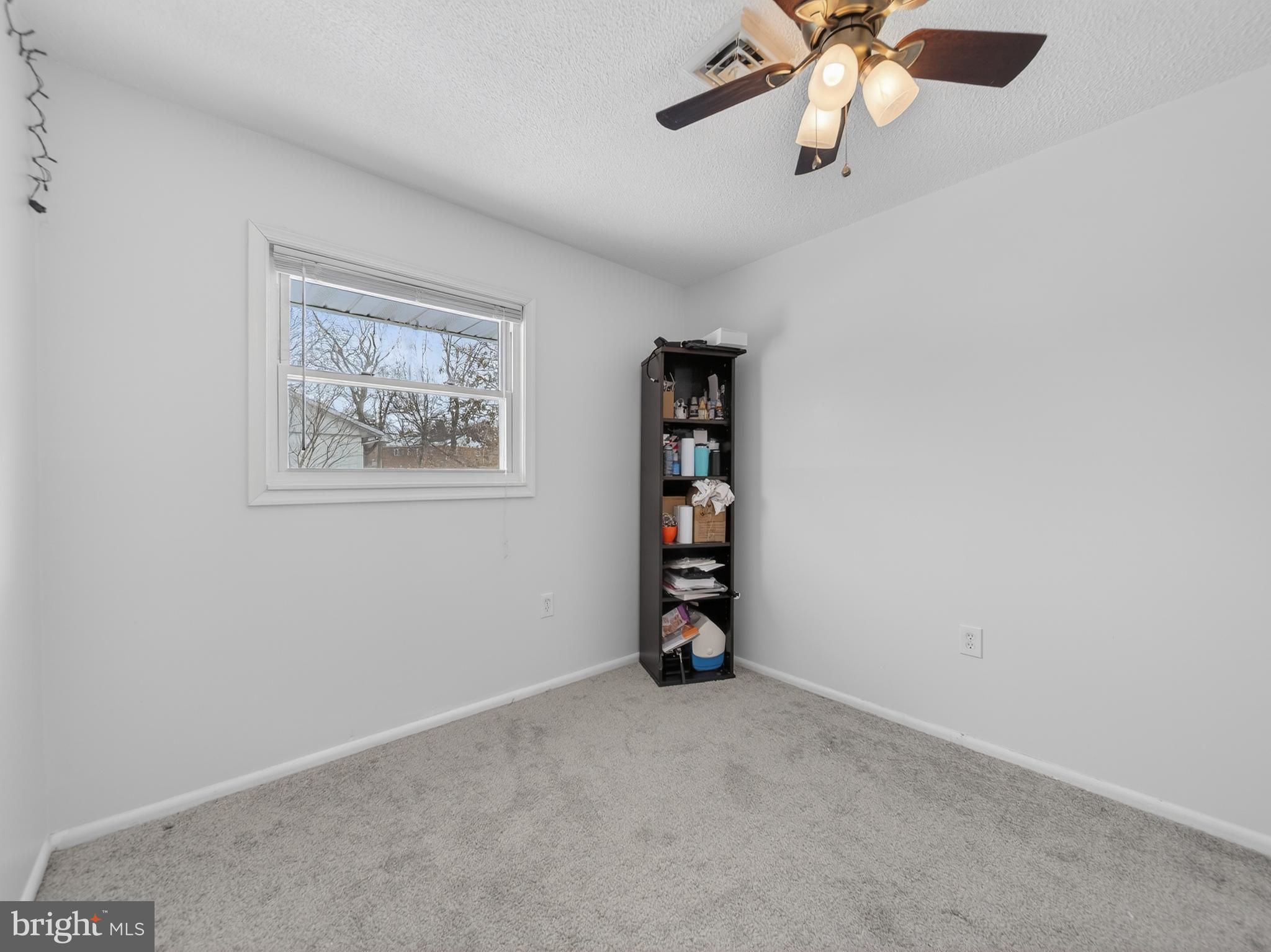 609 Cedarleaf Avenue Capitol Heights, MD 20743 - Photo 33 of 42 an empty room with shelves