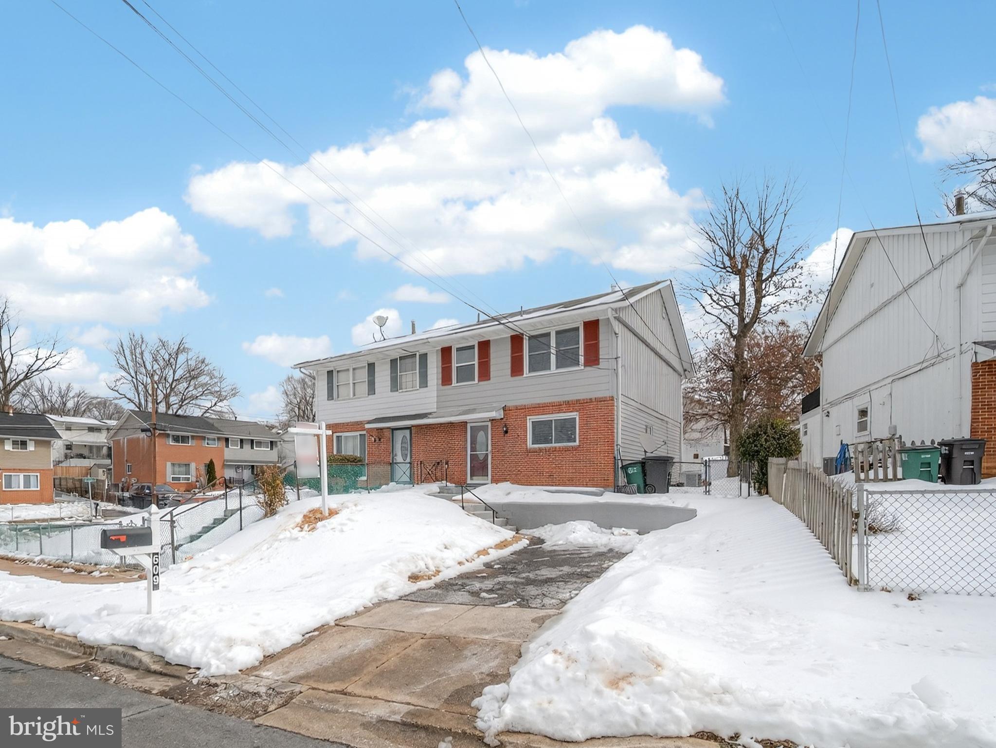 609 Cedarleaf Avenue Capitol Heights, MD 20743 - Photo 6 of 42 a street view with residential house