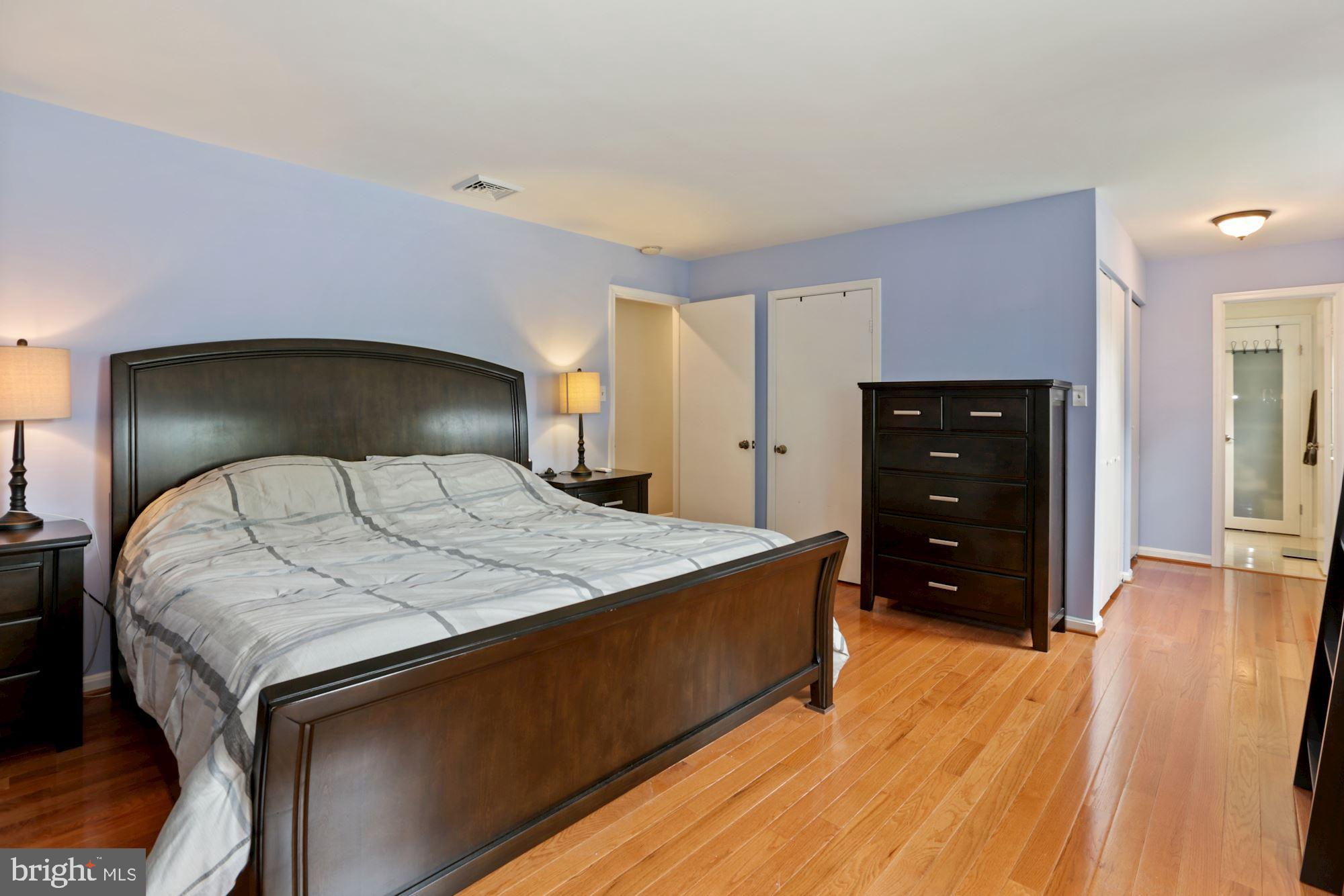 7919 Viola Street Springfield, VA 22152 - Photo 14 of 30 Gallery Image 14