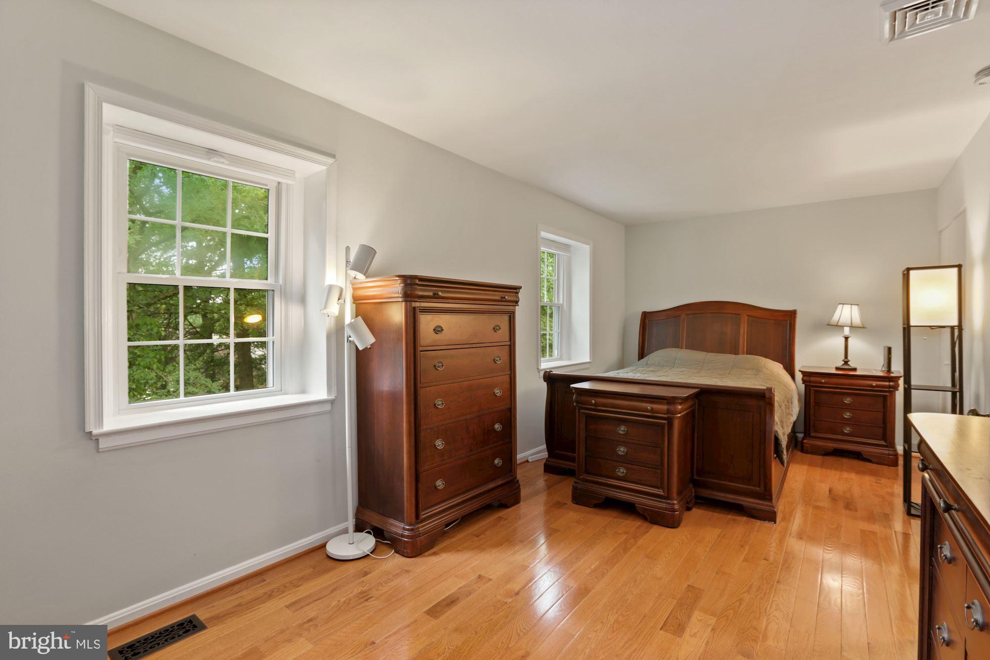 7919 Viola Street Springfield, VA 22152 - Photo 17 of 30 Gallery Image 17