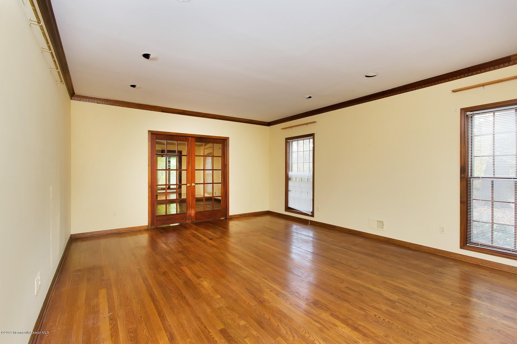 155 Ridge Road Rumson, NJ 07760 - Photo 4 of 33 Formal Living Room