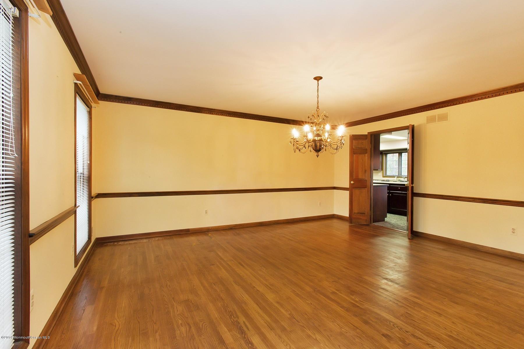 155 Ridge Road Rumson, NJ 07760 - Photo 5 of 33 Formal Dining Room