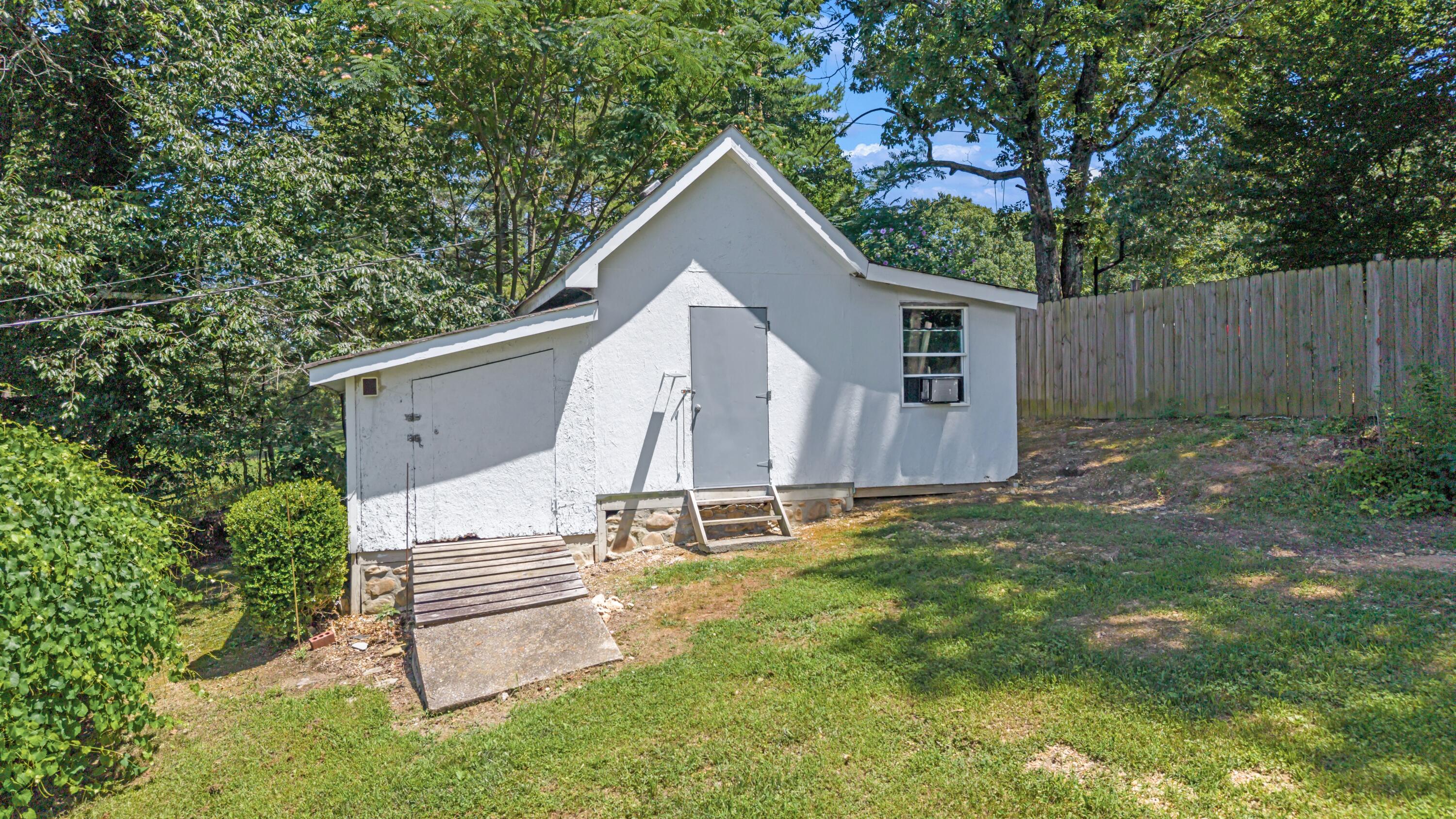 8831 East Ridge Trail Road Soddy-Daisy, TN 37379 - Photo 12 of 49 E Ridge Trl-11