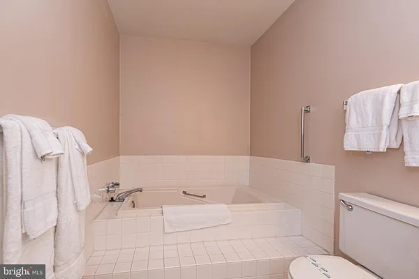 $289,500 | 14409 Lighthouse Avenue, Unit 8, Ocean City, MD 21842