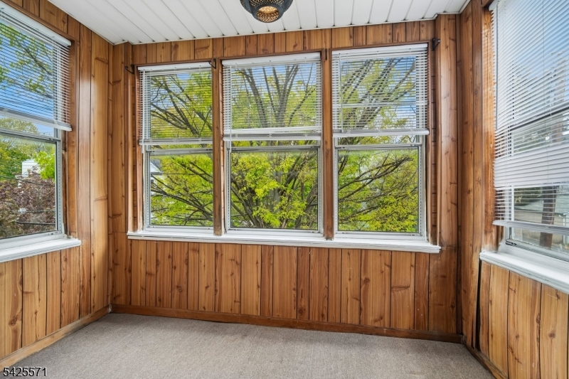 7 Beekman Street, Unit 2 Bloomfield, NJ 07003 - Photo 3 of 27