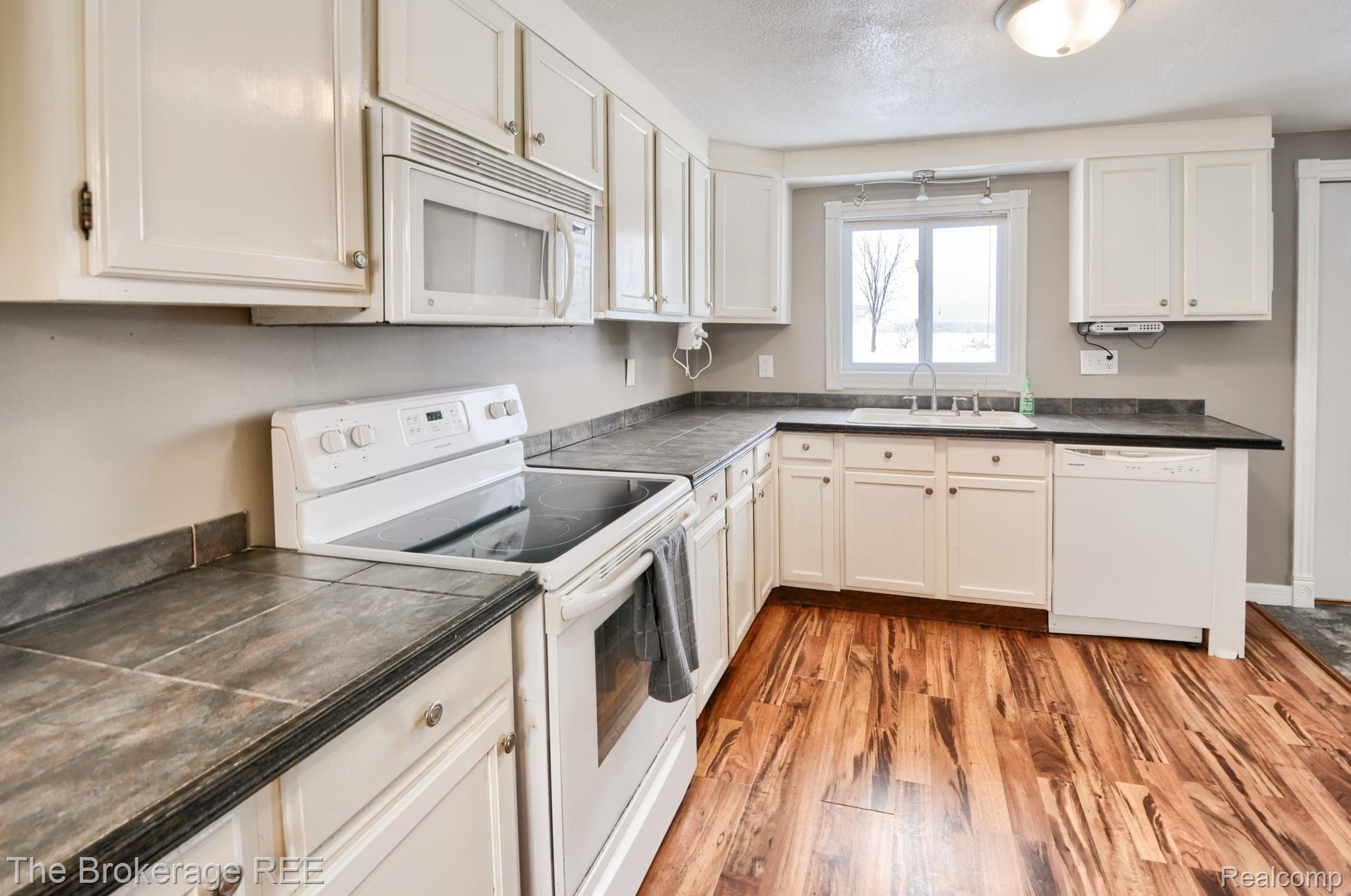 9127 Wilson Road Montrose, MI 48457 - Photo 38 of 38 SD3_7872-HDR(5).jpg