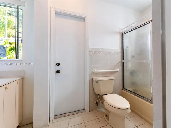 $5,950 | 630 Southwest 25th Road, Miami, FL 33129