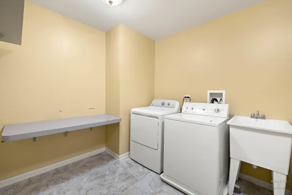 $529,900 | 10999 Manhattan Drive, Huntley, IL 60142