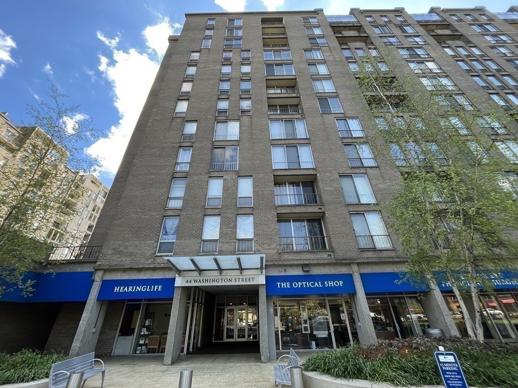 44 Washington Street, Unit 606 Brookline, MA 02445 - Photo 21 of 21 a front view of a building