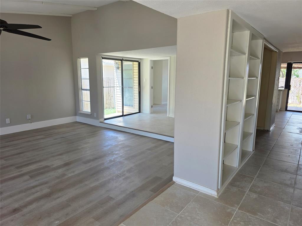 5148 Reed Drive The Colony, TX 75056 - Photo 5 of 35 Gallery Image 5