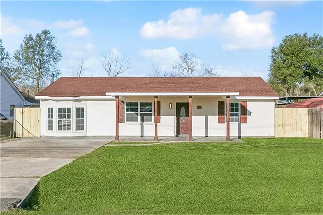 $259,900 | 370 Barton Avenue, Luling, LA 70070