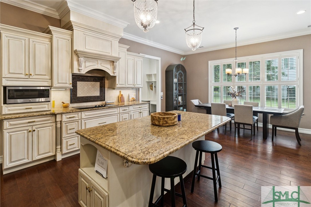 8 Little Riley Road Savannah, GA 31406 - Photo 14 of 39