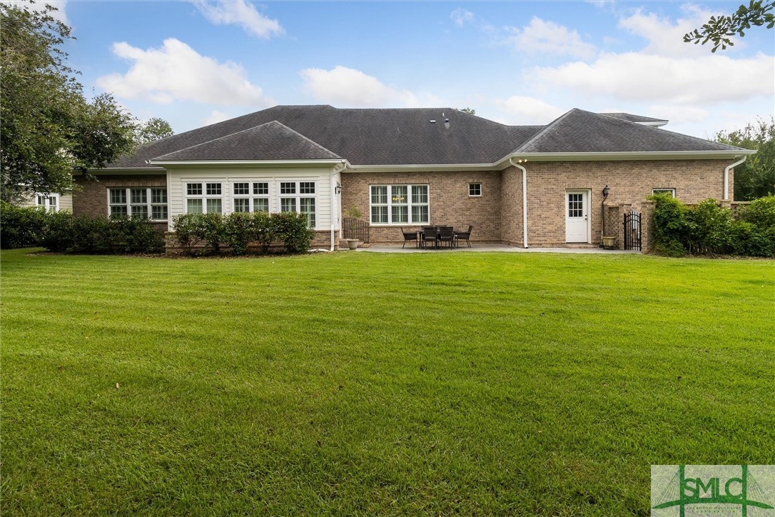 8 Little Riley Road Savannah, GA 31406 - Photo 32 of 39 This double lot makes this backyard one of the big