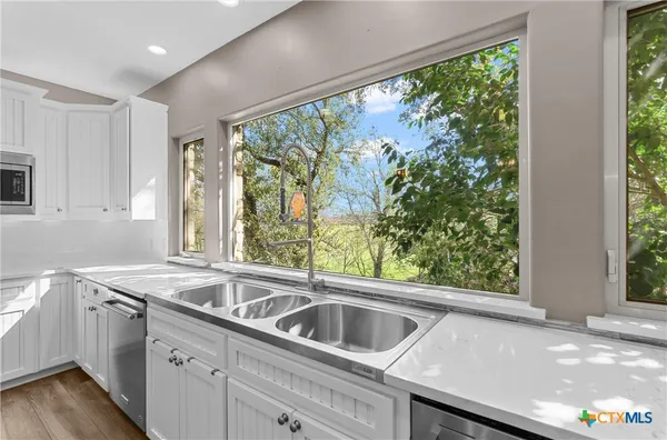 $1,247,000 | 913 Southridge, Salado, TX 76571