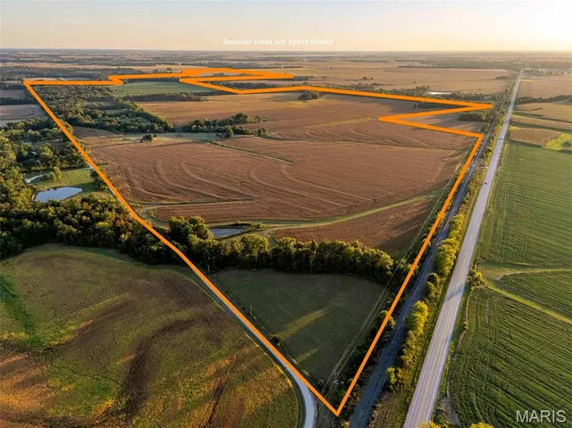 $6,162,722 | 0 Highway V Highway, Vandalia, MO 63382