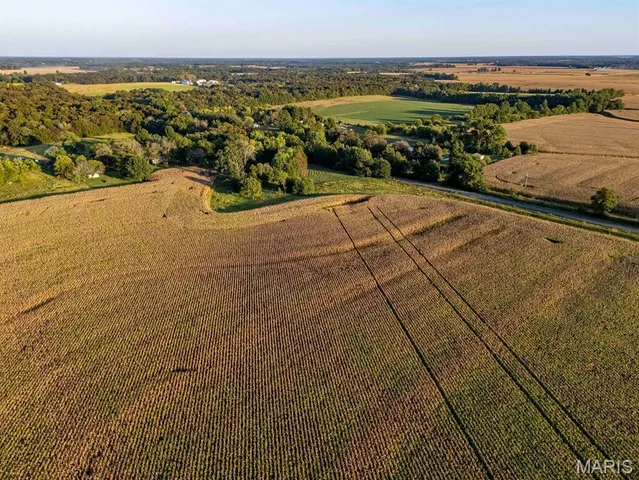 $6,162,722 | 0 Highway V Highway, Vandalia, MO 63382