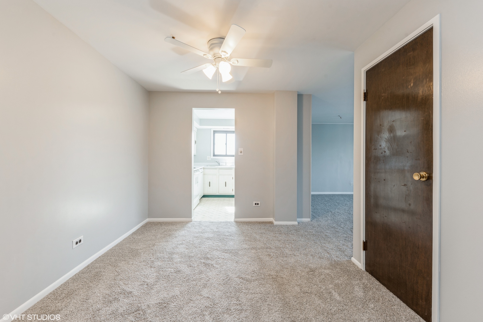 960 South River Road, Unit 502 Des Plaines, IL 60016 - Photo 6 of 11