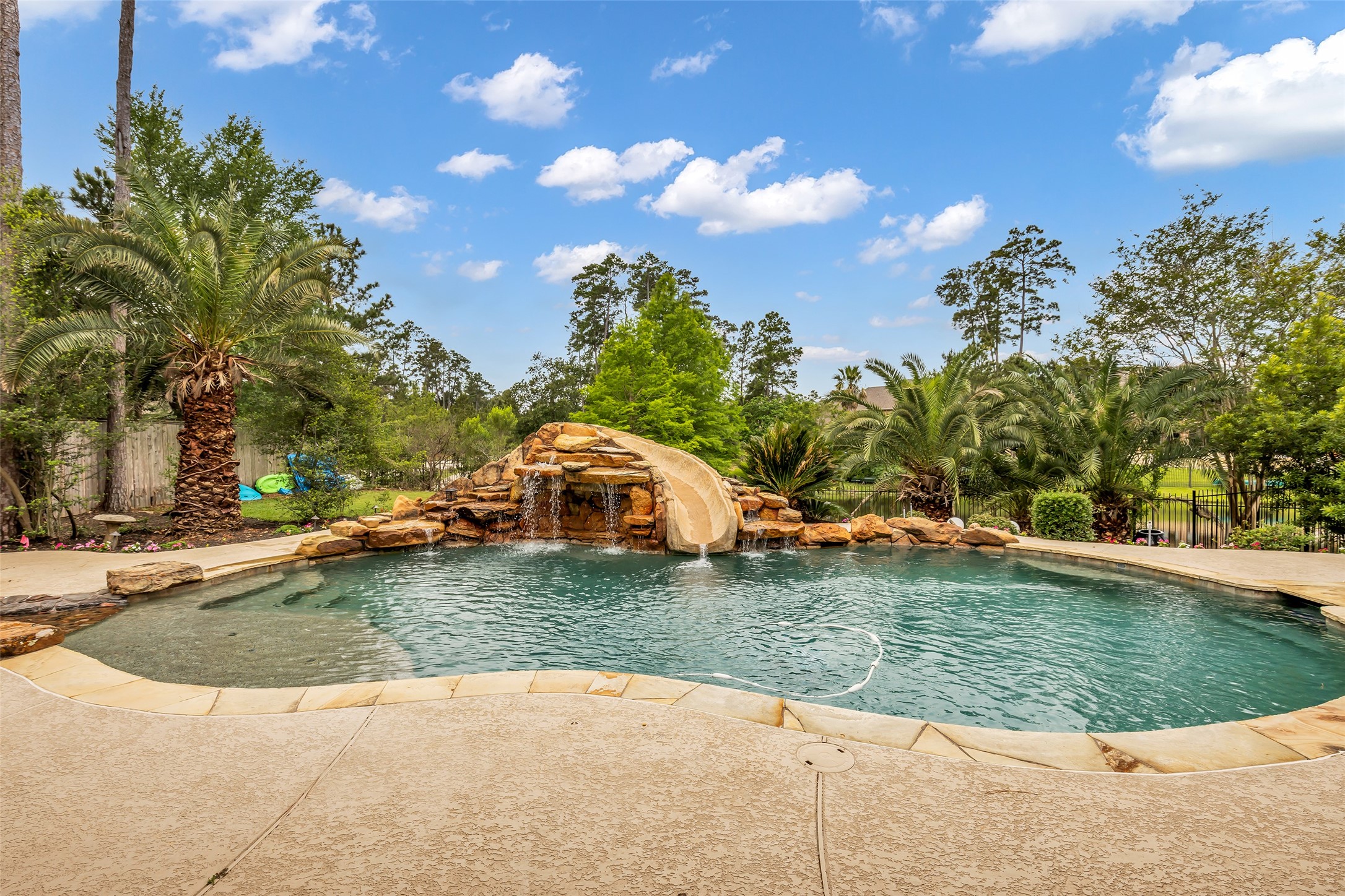 3 Mosaic Point Place Spring, TX 77389 - Photo 40 of 46