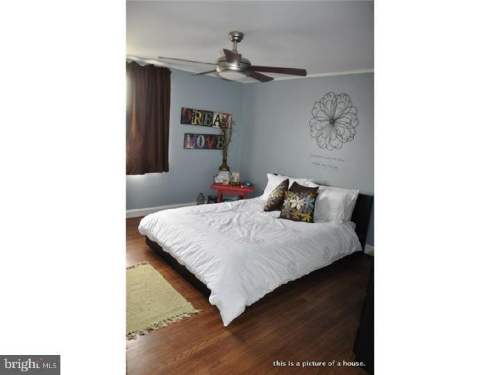 7619 Brentwood Road Philadelphia, PA 19151 - Photo 3 of 14 Bedroom - Main