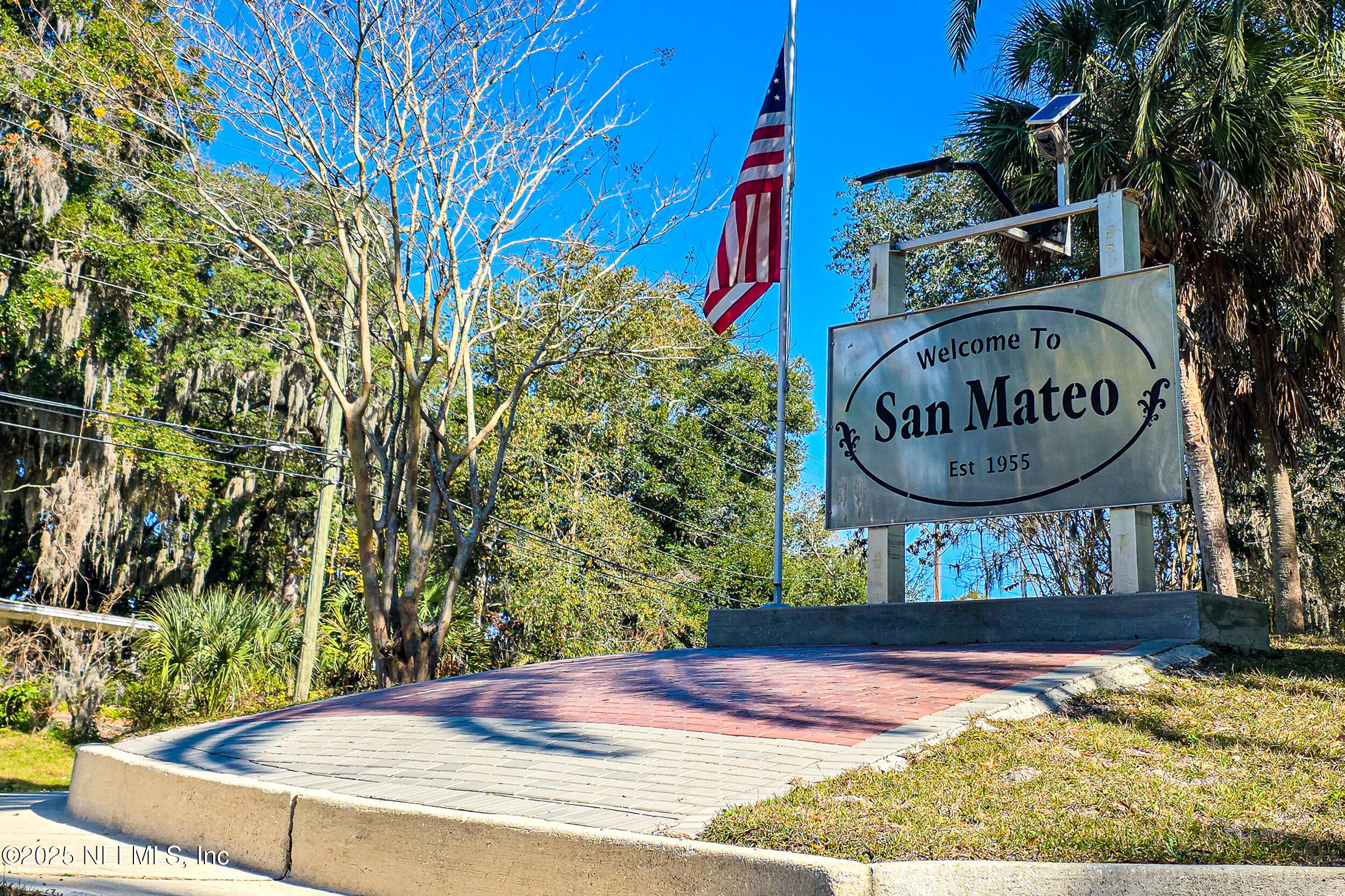 276 Baisden Road Jacksonville, FL 32218 - Photo 68 of 71 a sign on the side of the road