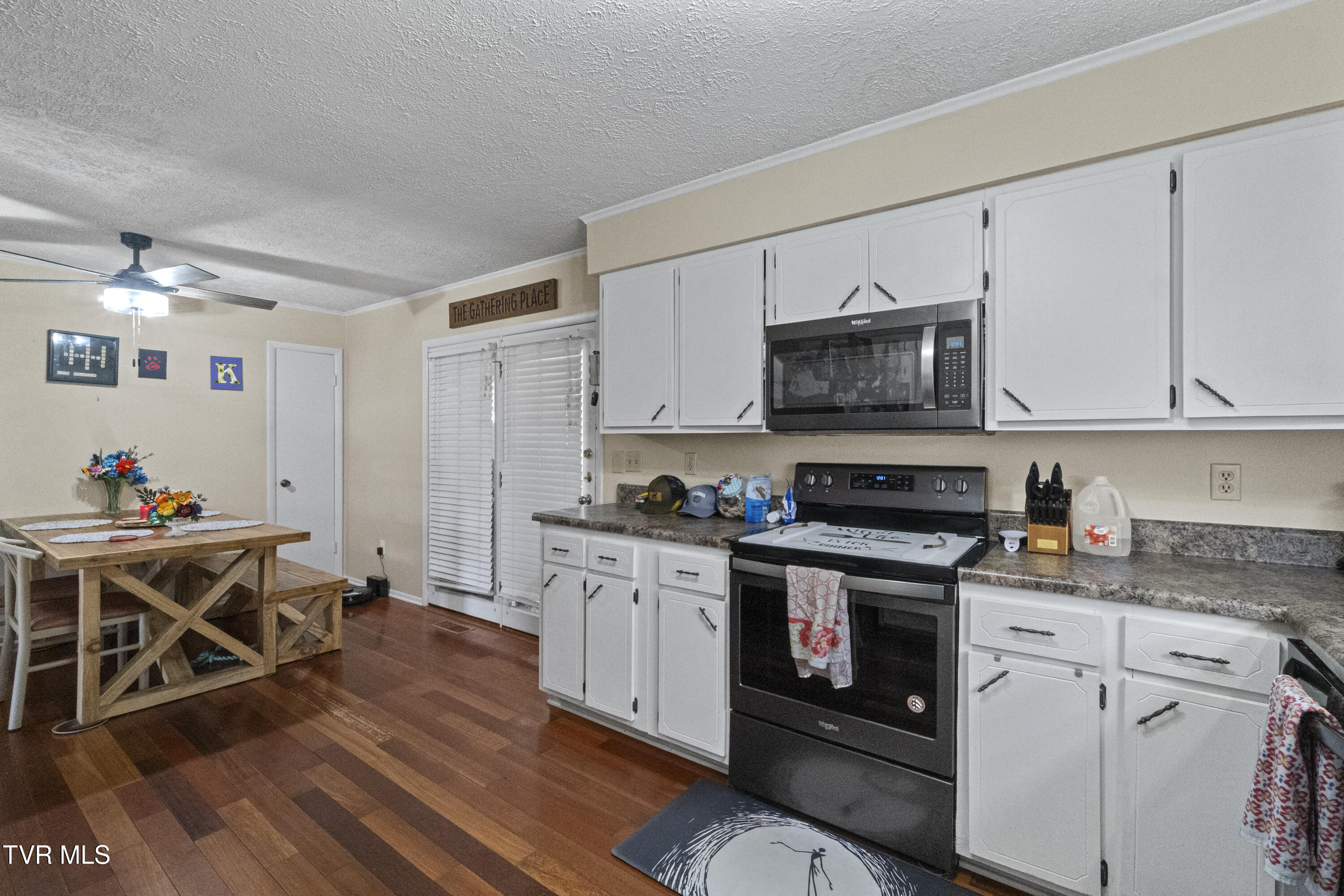 119 Mccartt Loop Chuckey, TN 37641 - Photo 13 of 49 13