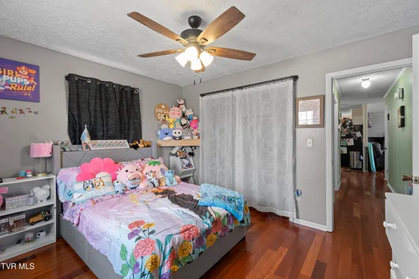 $250,000 | 119 Mccartt Loop, Chuckey, TN 37641