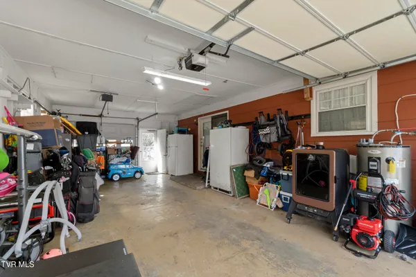 $250,000 | 119 Mccartt Loop, Chuckey, TN 37641