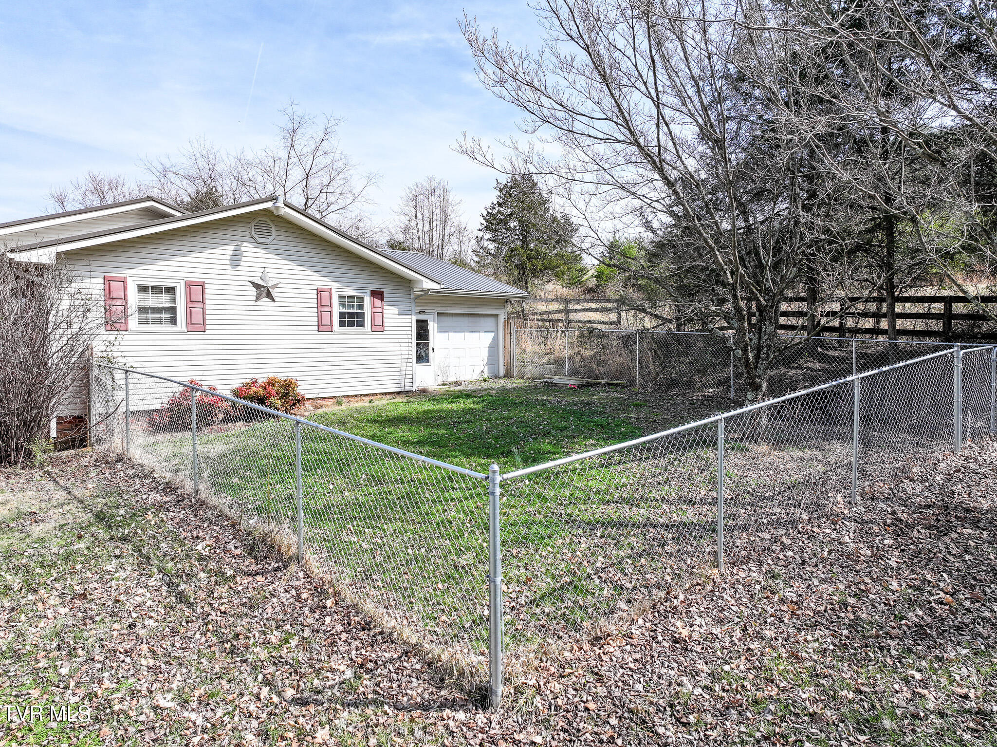 119 Mccartt Loop Chuckey, TN 37641 - Photo 42 of 49 42