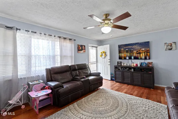 $250,000 | 119 Mccartt Loop, Chuckey, TN 37641