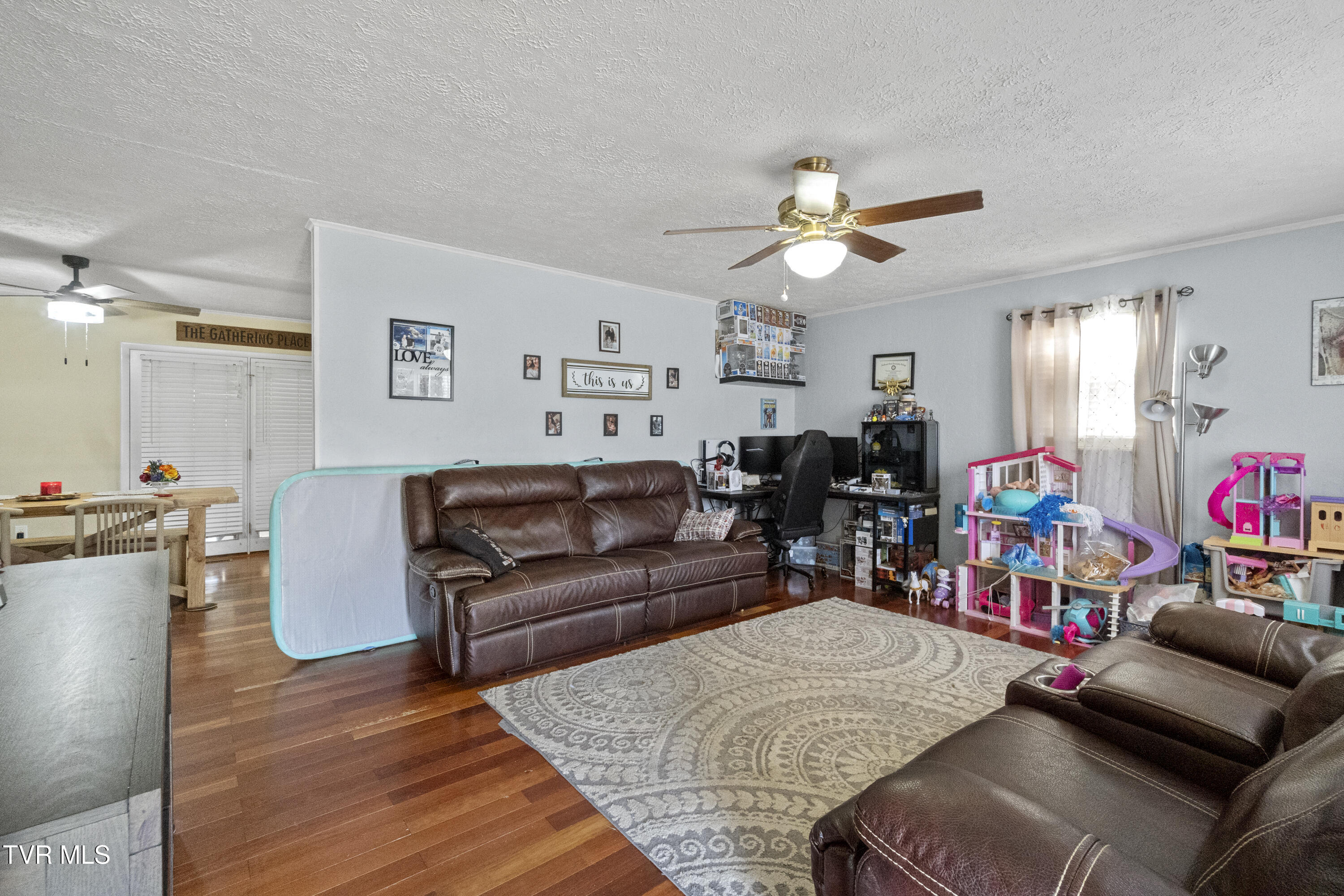 119 Mccartt Loop Chuckey, TN 37641 - Photo 8 of 49 8