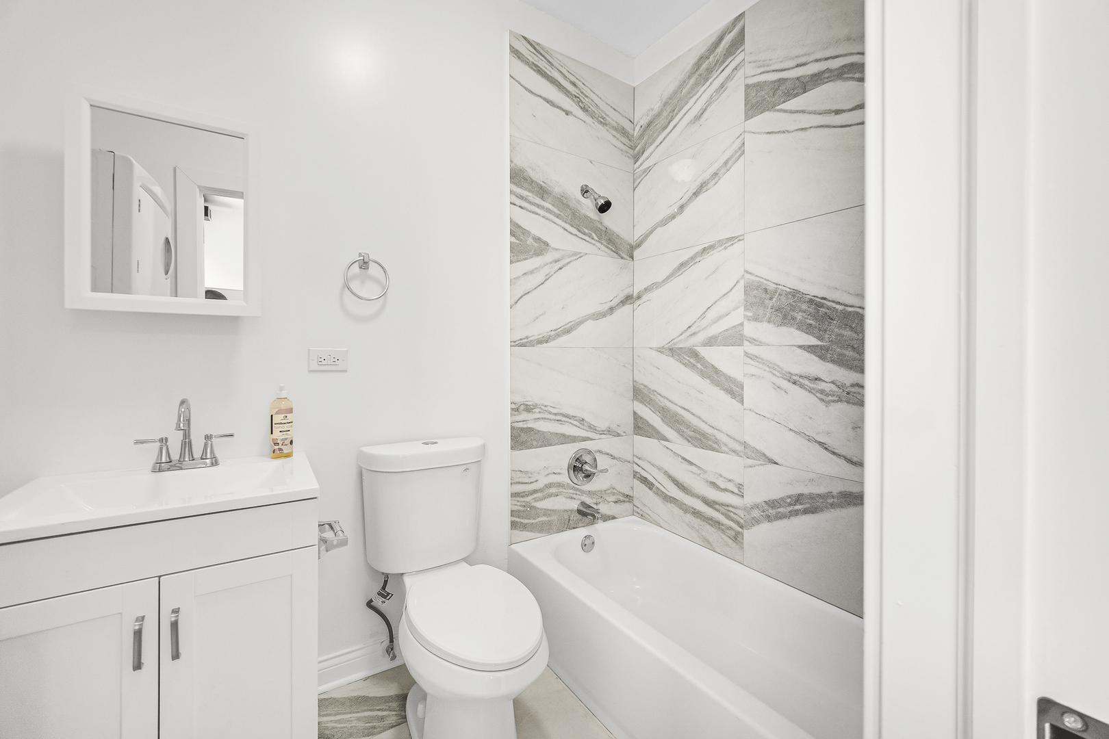 1225 North Milwaukee Avenue, Unit R Chicago, IL 60642 - Photo 15 of 21