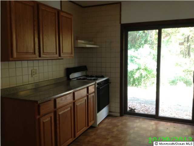 311 East Freehold Road, Unit FREEHOLDENGLISHTOWN Freehold, NJ 07728 - Photo 9 of 15 Additional Photo