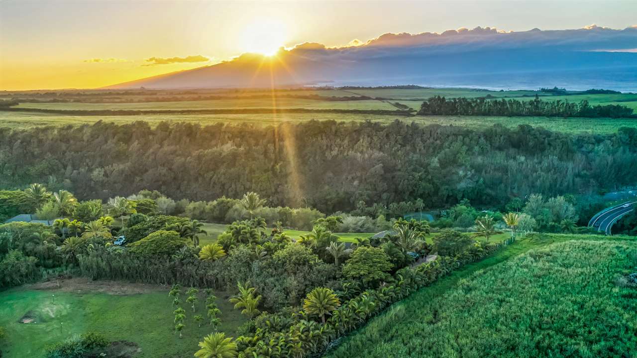 0 Papio Way Haiku, HI 96708 - Photo 4 of 12 a view of lake with mountain