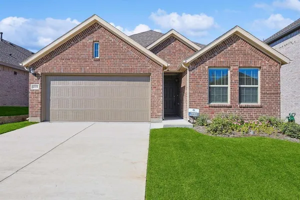 $2,095 | 418 Kingsbury Avenue, Princeton, TX 75407