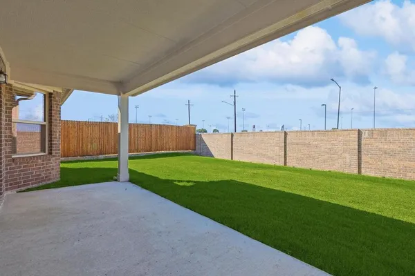 $2,095 | 418 Kingsbury Avenue, Princeton, TX 75407