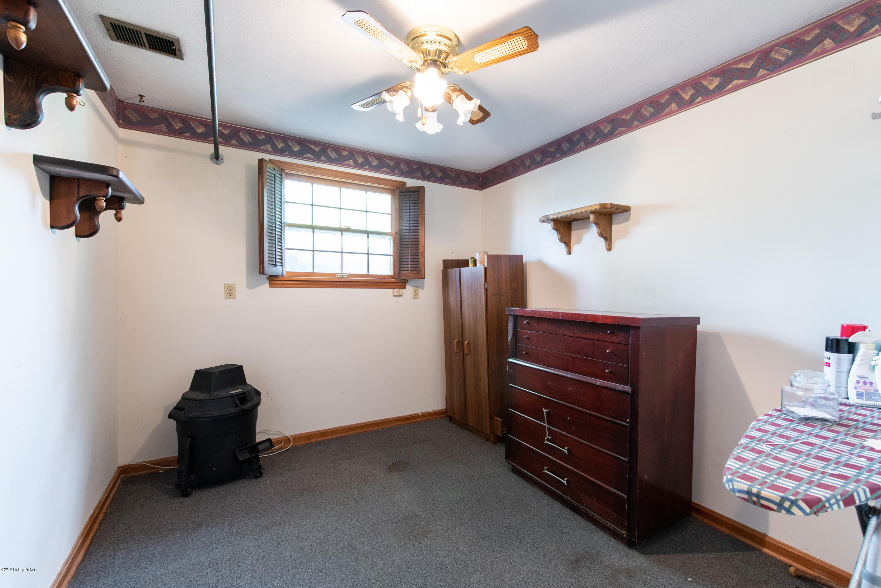 8310 Terry Road Louisville, KY 40258 - Photo 20 of 32 DSC_2100