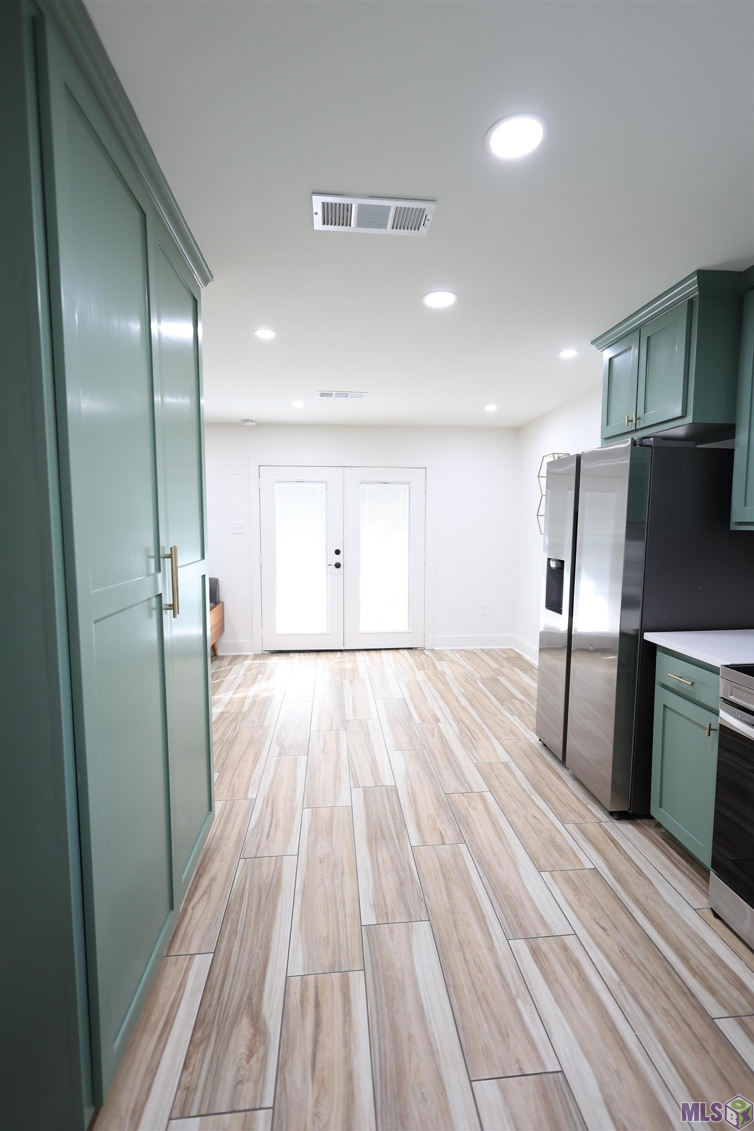 2123 Cedarcrest Avenue Baton Rouge, LA 70816 - Photo 15 of 32