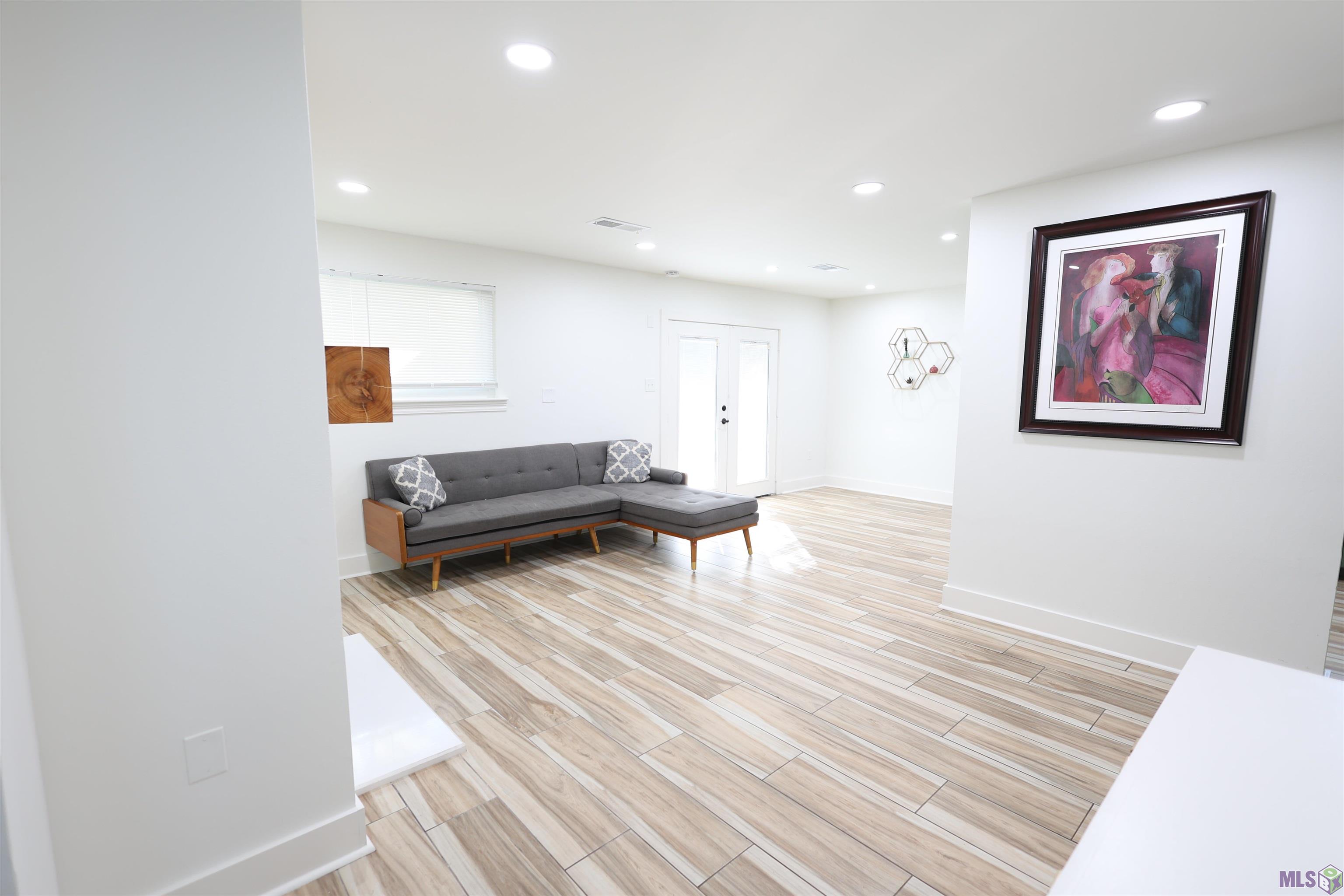 2123 Cedarcrest Avenue Baton Rouge, LA 70816 - Photo 7 of 32