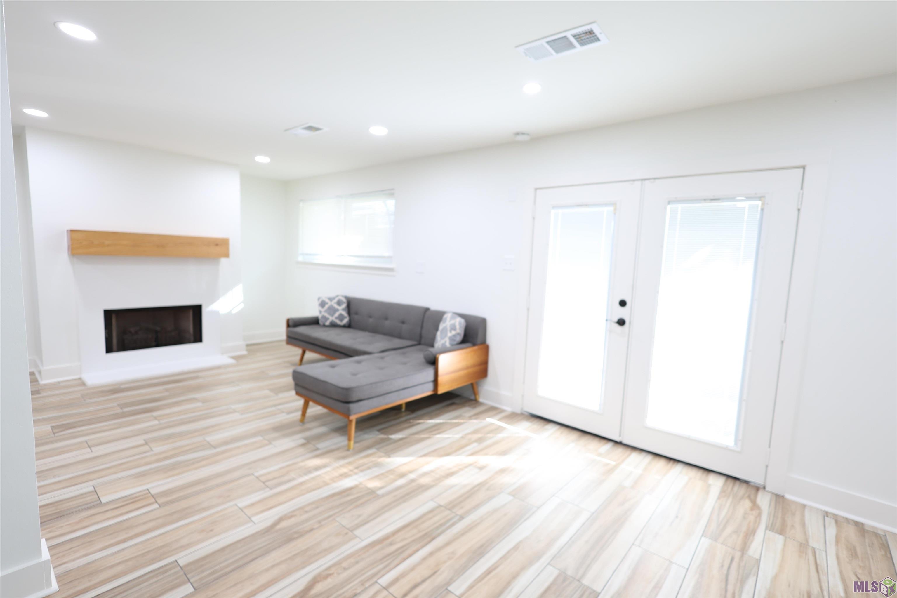 2123 Cedarcrest Avenue Baton Rouge, LA 70816 - Photo 8 of 32