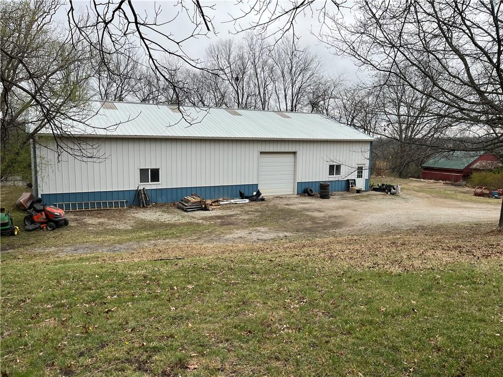 11535 South Clare Road Olathe, KS 66061 - Photo 7 of 10