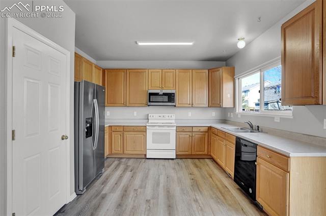 7595 Coffee Road Peyton, CO 80831 - Photo 11 of 20