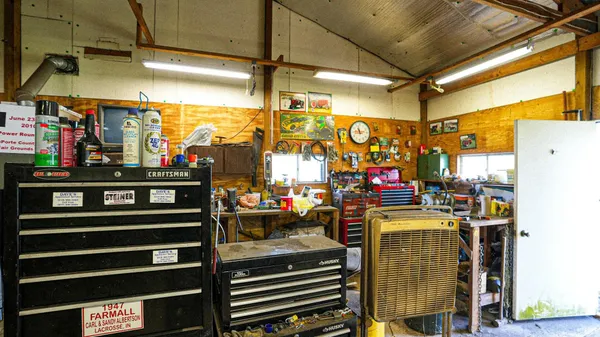 $249,900 | 414 East Dominic Street, La Crosse, IN 46348