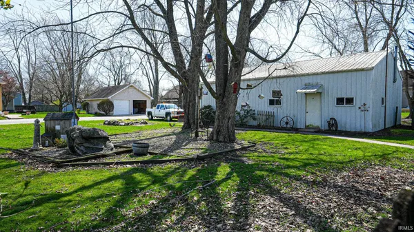 $249,900 | 414 East Dominic Street, La Crosse, IN 46348