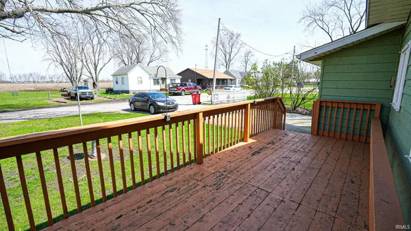$249,900 | 414 East Dominic Street, La Crosse, IN 46348
