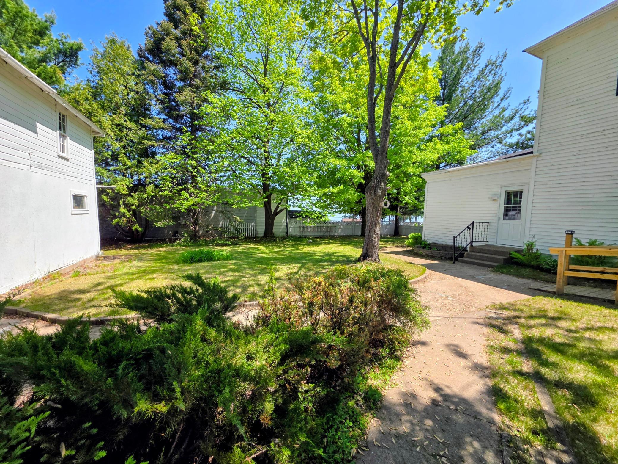 9 4th Avenue Shell Lake, WI 54871 - Photo 8 of 45