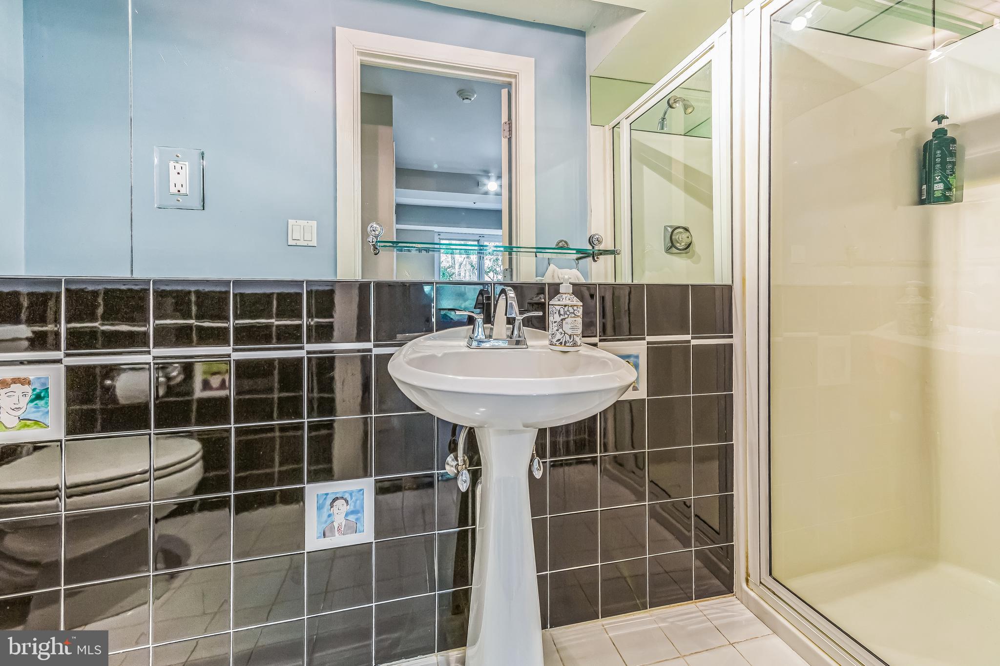 2010 Welsh Valley Road Malvern, PA 19355 - Photo 32 of 46 Full Bathroom